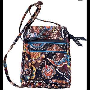 KENSINGTON VERA BRADLEY CROSSBODY BAG